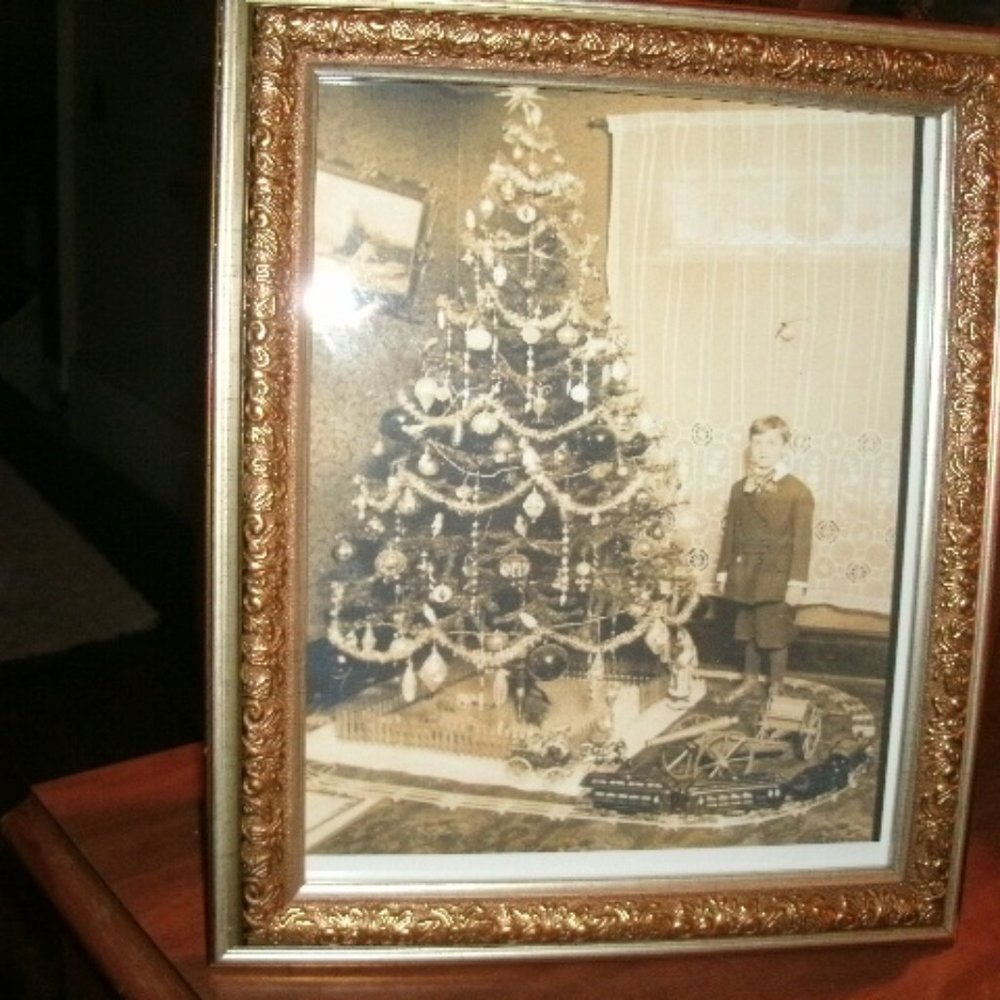 vintage picture frame.